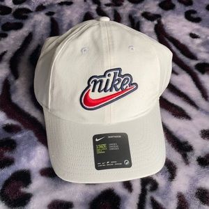 NWT White Nike Baseball Cap